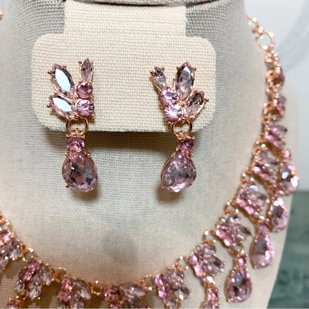 New Necklace and Earrings Austrian Crystal Pink Stones Rose Tone New - Picture 8 of 11
